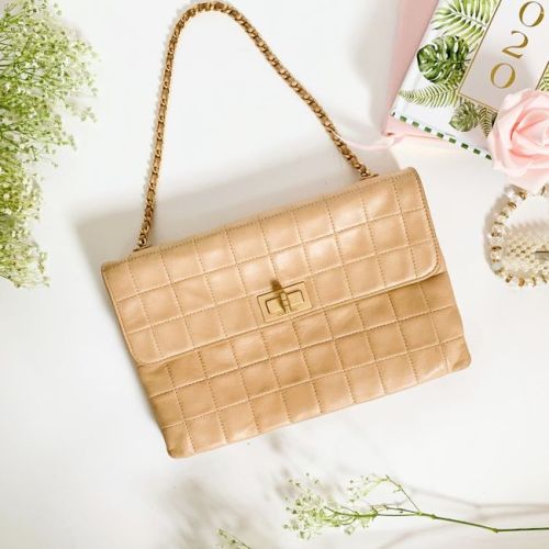 Quilted Chain Bag image